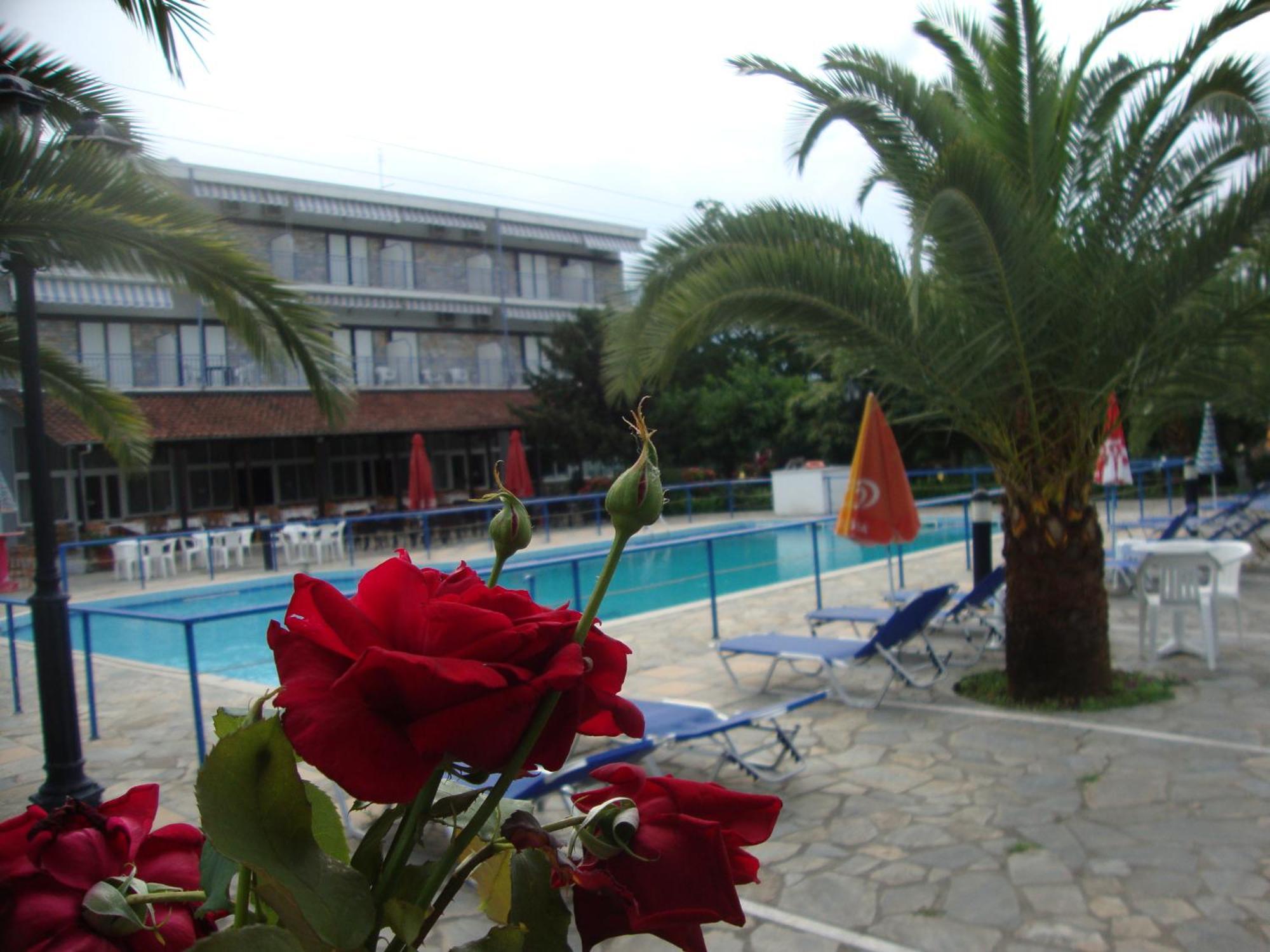 Hotel Pantazis Paralia Panteleimonos Eksteriør billede