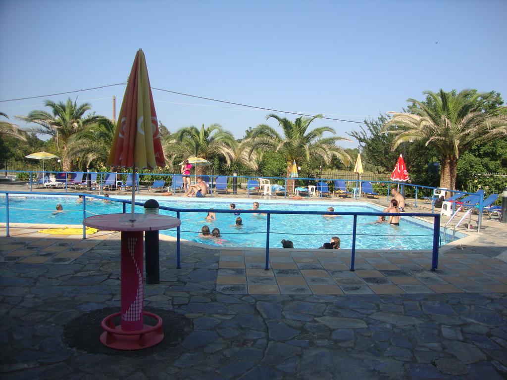 Hotel Pantazis Paralia Panteleimonos Eksteriør billede